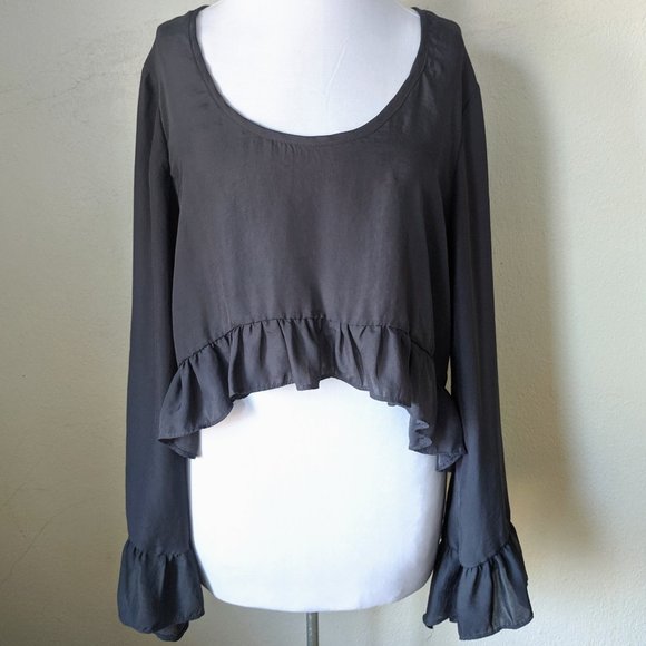 Show Me Your Mumu Horton Ruffle Crop Blouse Black - Picture 1 of 8
